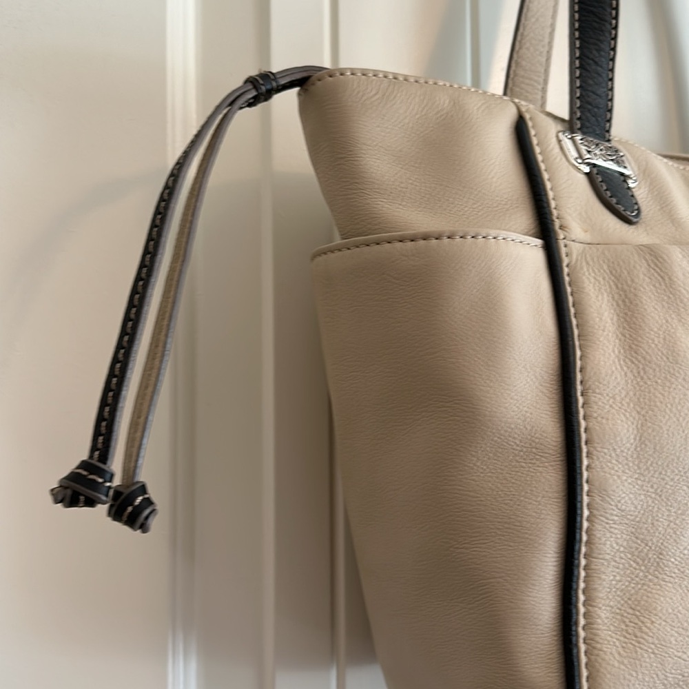 Brighton Tote - Picture 2 of 14